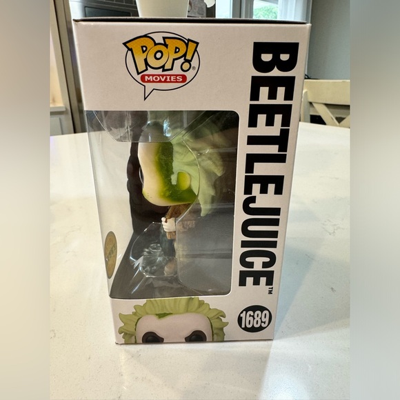 Beetlejuice Funko Pop - Picture 2 of 4